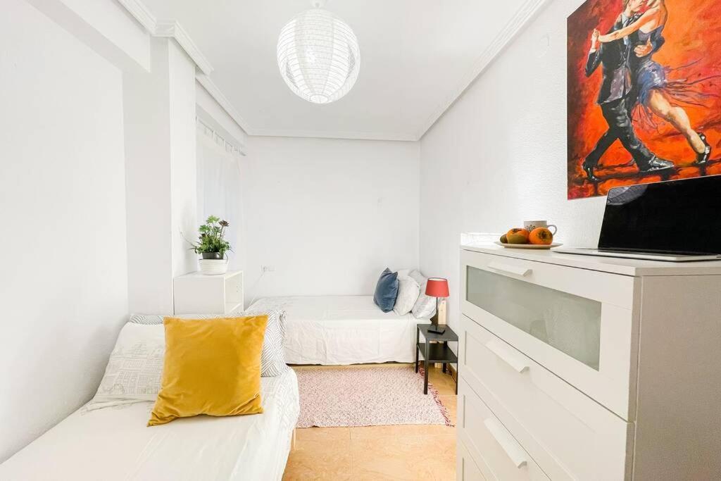 Coqueto Y Amplio Apartamento A 15 Min De La Playa Alicante Exteriér fotografie