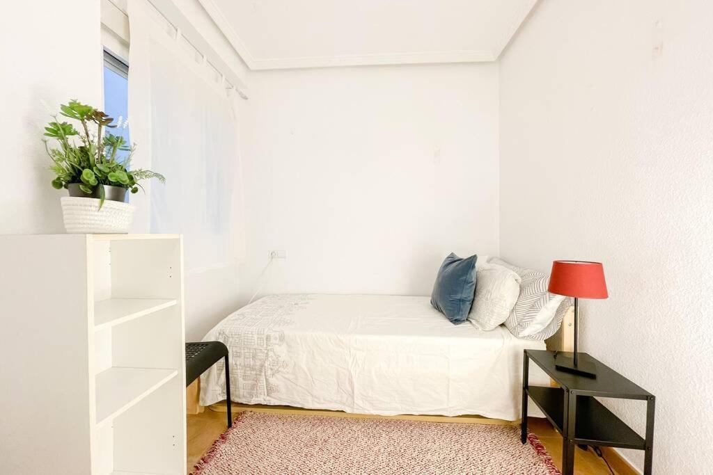 Coqueto Y Amplio Apartamento A 15 Min De La Playa Alicante Exteriér fotografie