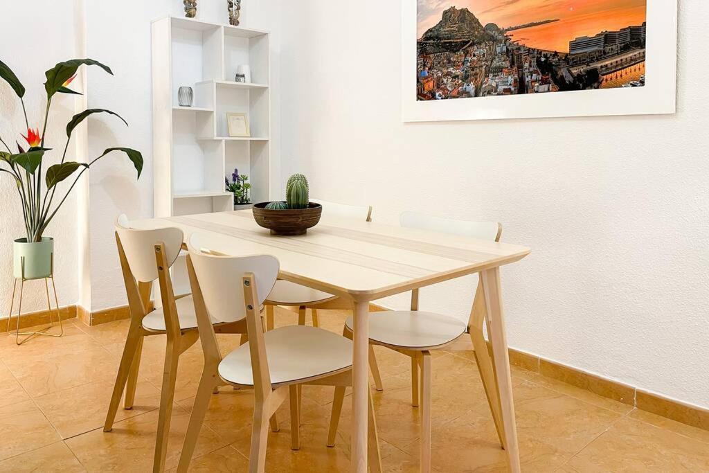 Coqueto Y Amplio Apartamento A 15 Min De La Playa Alicante Exteriér fotografie